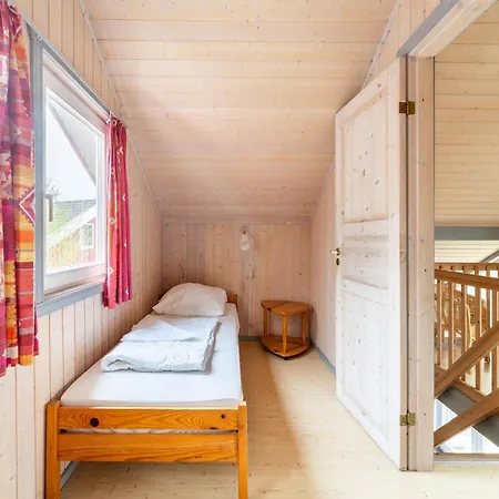 Holiday home Mirow In *
